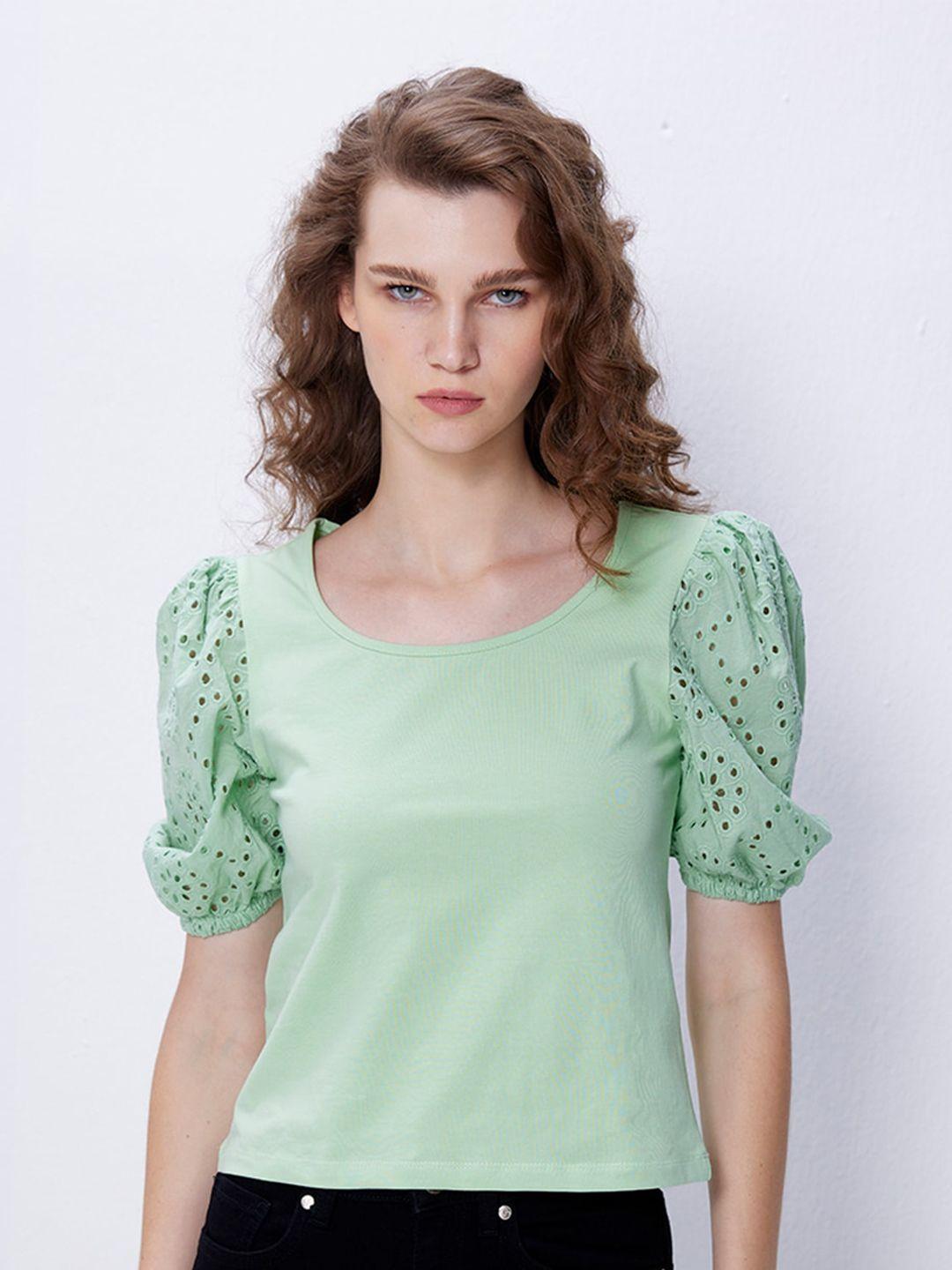 cover story women green v-neck pockets t-shirt