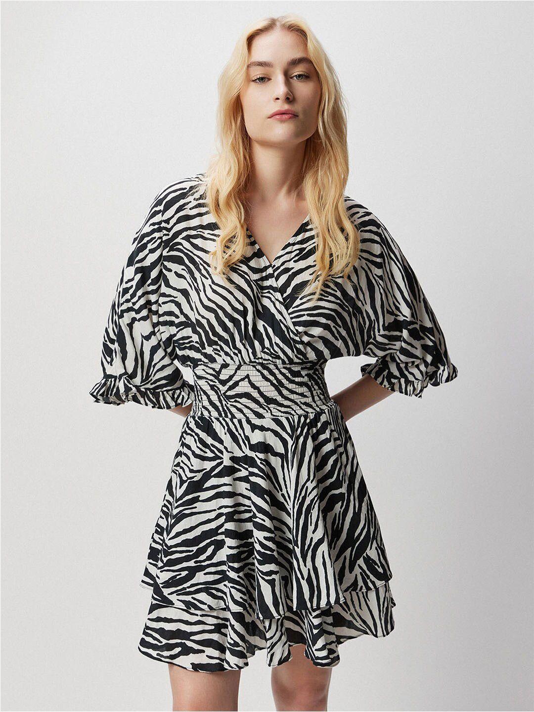 cover story black & white animal printed smocked fit & flare midi dress