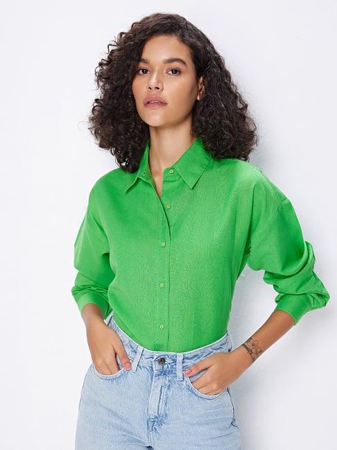 cover story green regular fit oversized shirt