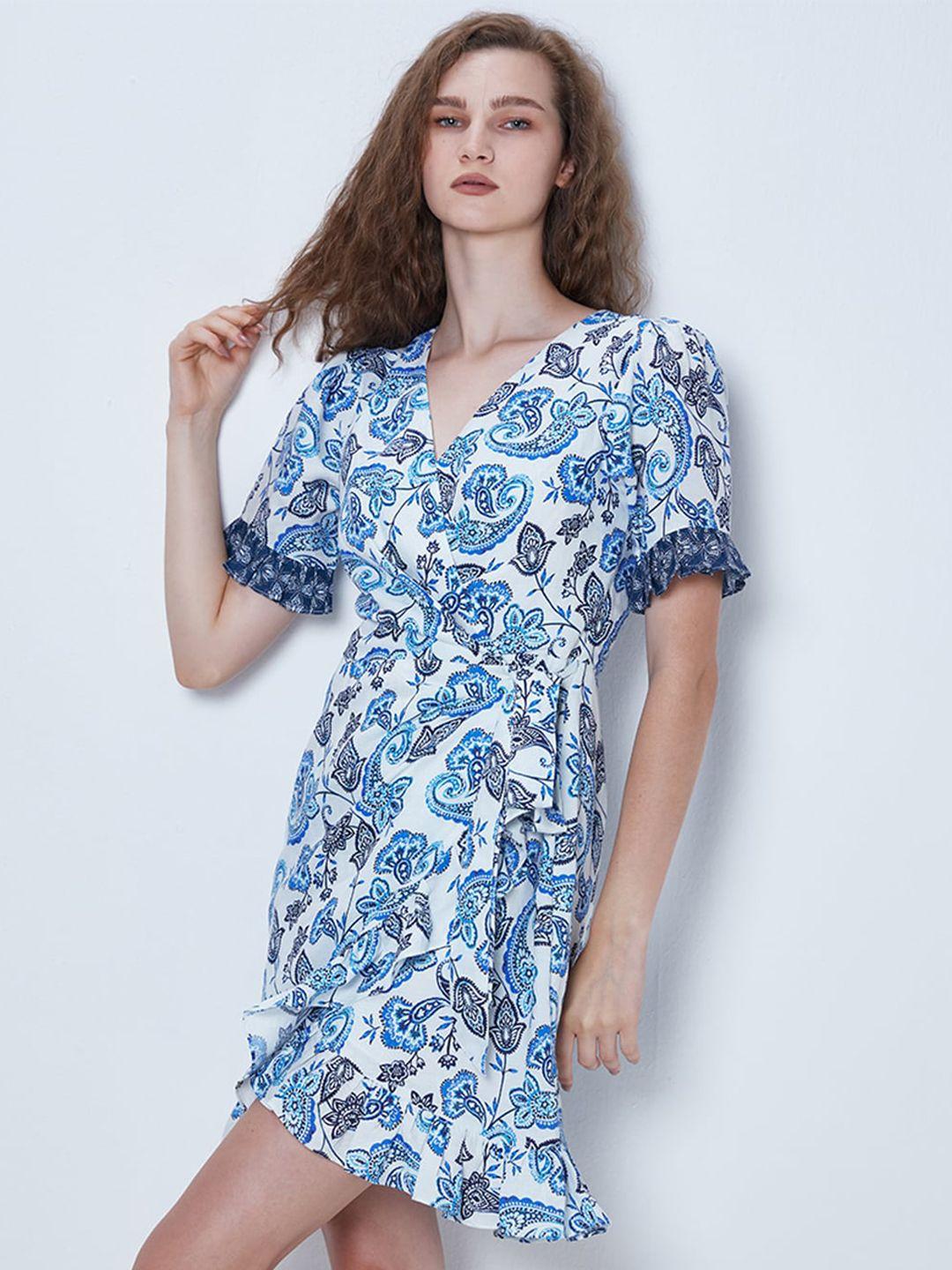cover story white & blue ethnic motifs printed puff sleeves a-line dress