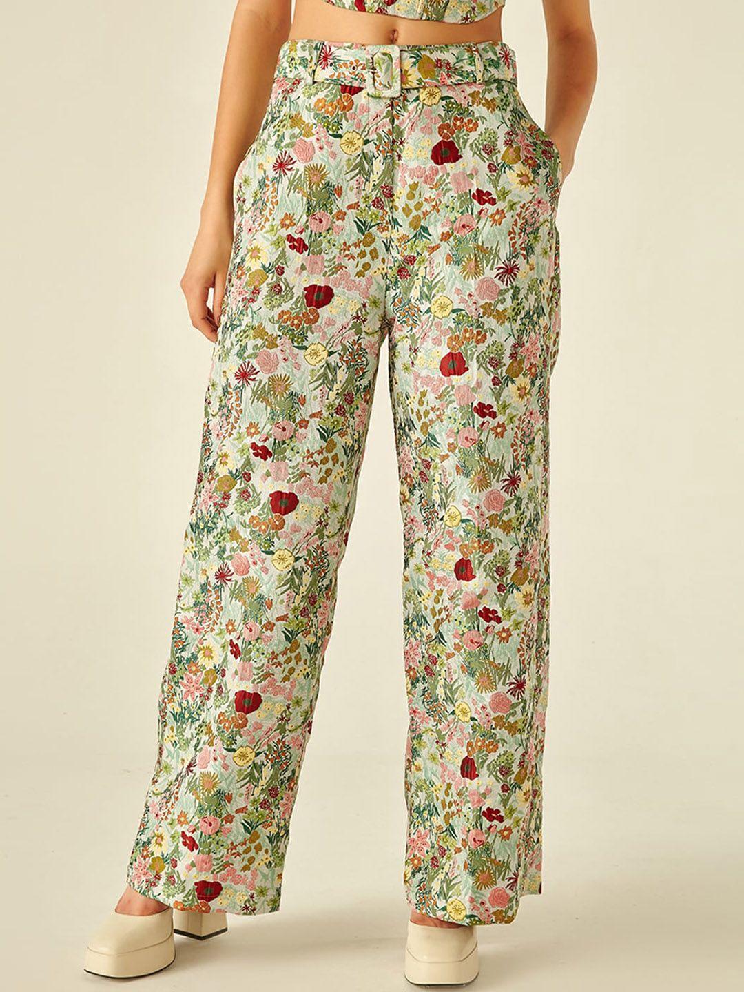 cover story women green & maroon floral printed parallel trousers