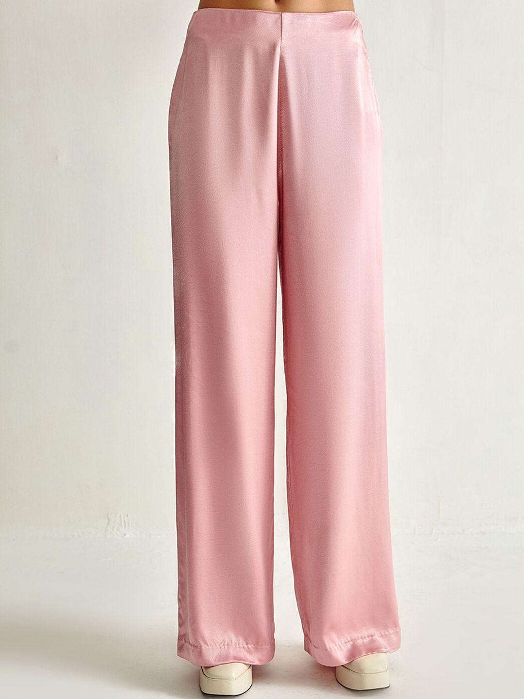 cover story women pink solid parallel trousers