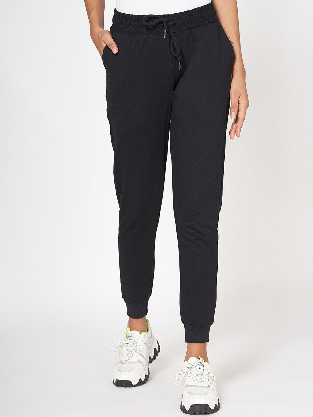 cre8 women black solid track pant