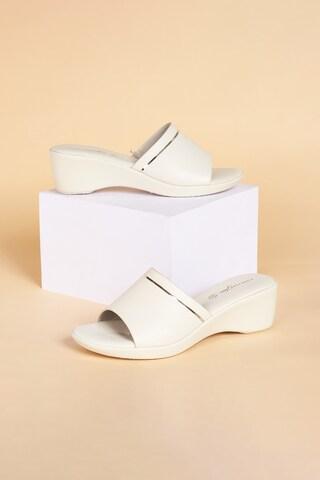 cream solid casual women comfort sandal