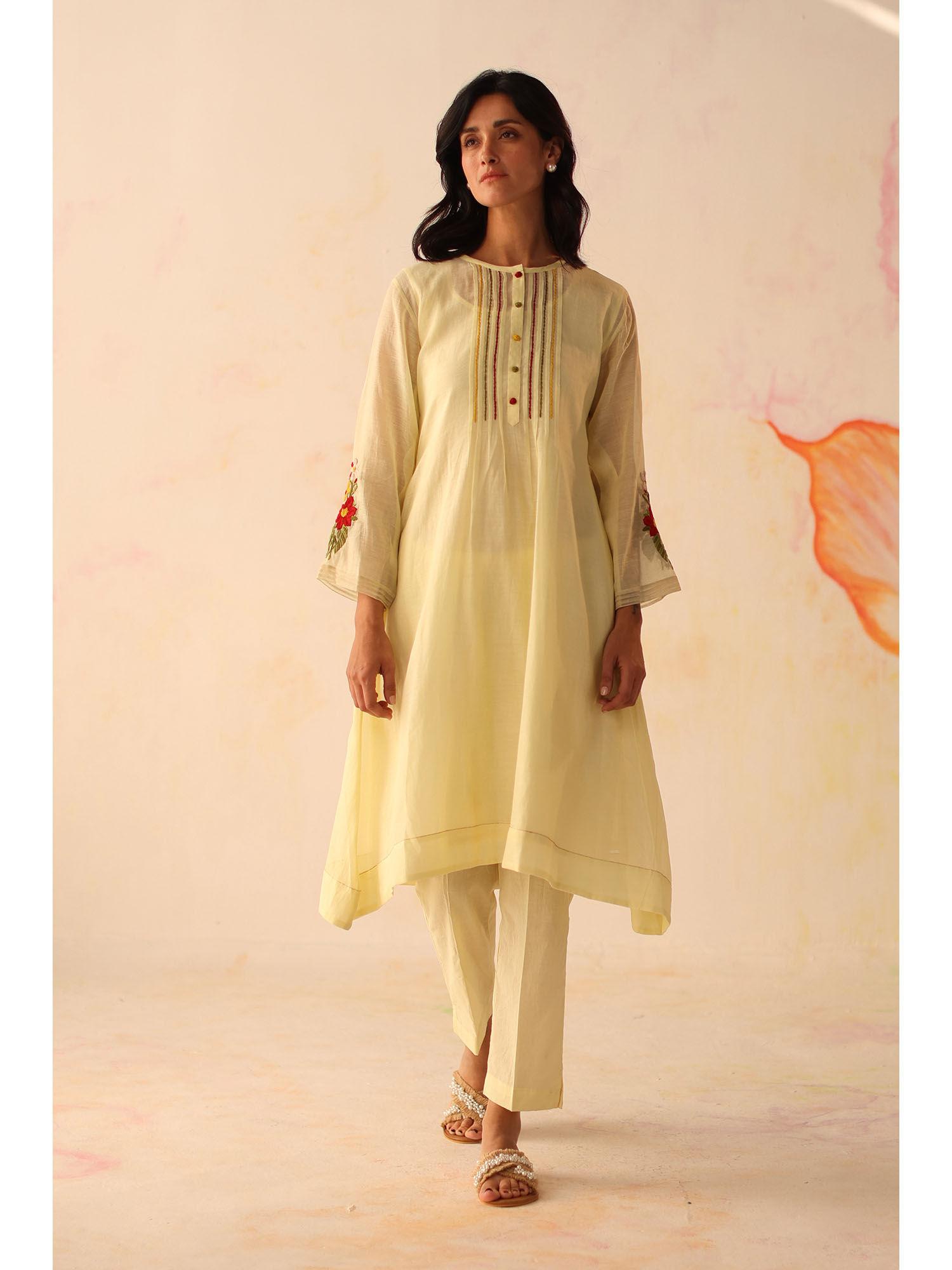 cream aqsa kurta with pant and slip (set of 3)