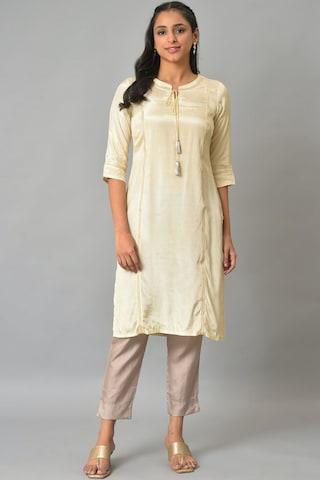 cream solid casual tie-up neck 3/4th sleeves women regular fit kurta