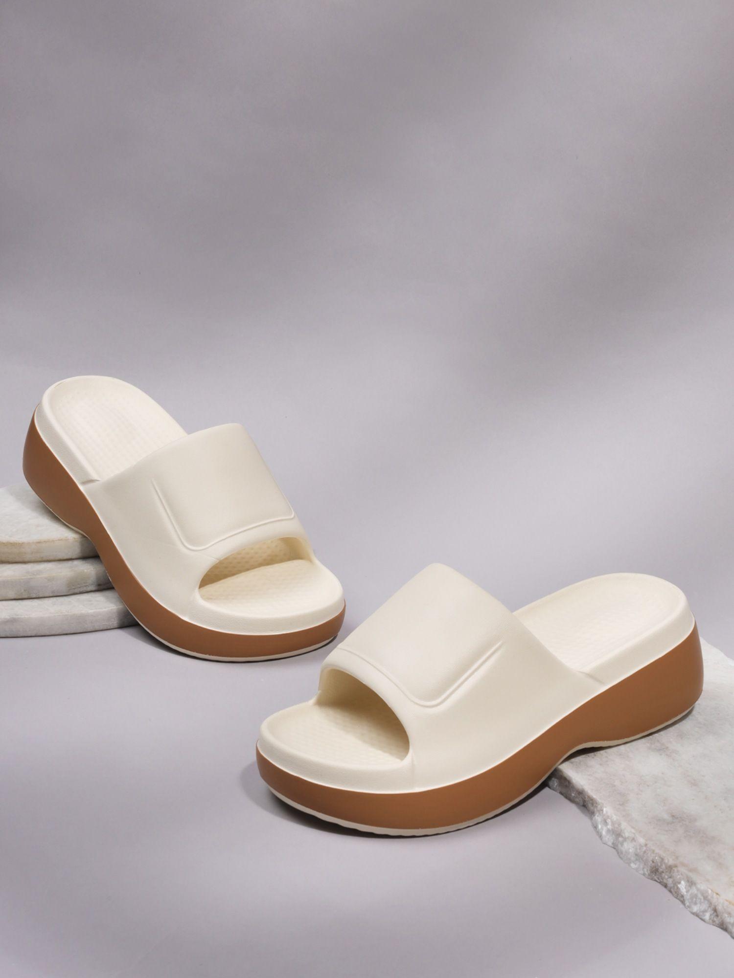 cream solid sliders