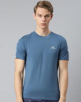 crew-neck slim fit t-shirt