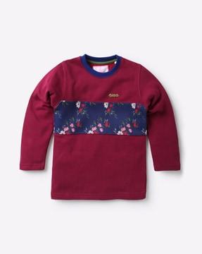 crew-neck t-shirt with contrast printed panel