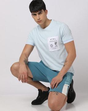 crew-neck t-shirt with placement patch