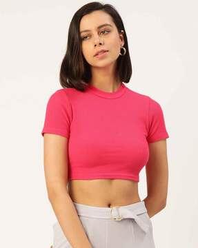 crew-neck crop t-shirt