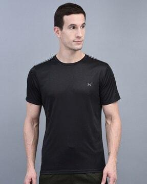 crew-neck fitted t-shirt