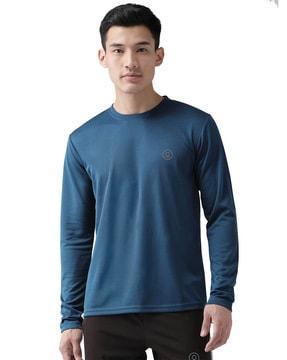 crew-neck full sleeve t-shirt