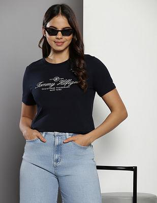 crew neck hilfiger script t-shirt