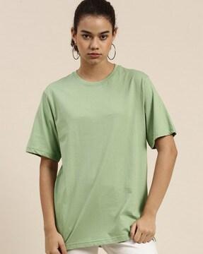 crew-neck oversized t-shirt