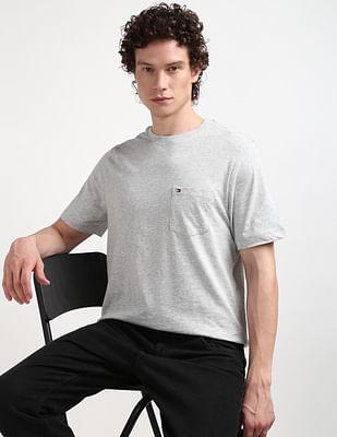 crew neck pocket t-shirt