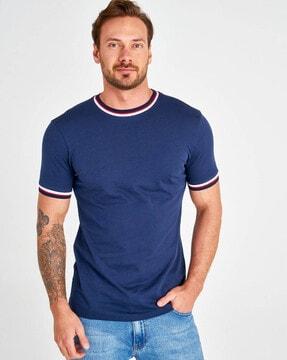 crew-neck ringer t-shirt