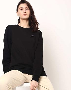 crew-neck slim fit sweatshirt