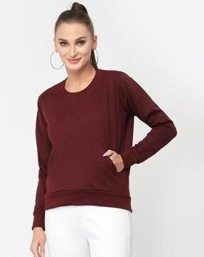 crew-neck sweatshirt with kangaroo pocket