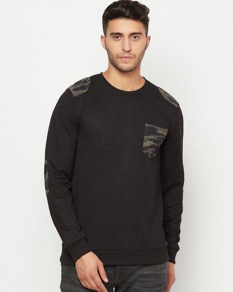 crew-neck sweatshirt with patch pocket