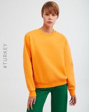 crew-neck sweatshirt with ribbed hem