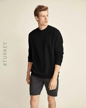 crew-neck sweatshirt with ribbed hems