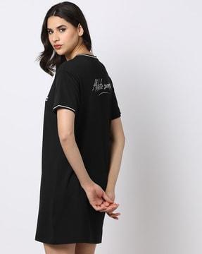 crew-neck t-shirt dress