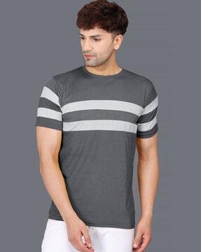 crew-neck t-shirt with contrast panels