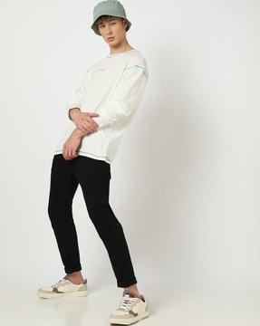 crew-neck t-shirt with drop-shoulder sleeves