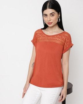 crew-neck t-shirt with embroidery