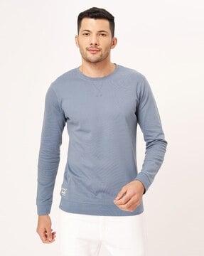 crew-neck t-shirt with full sleeves