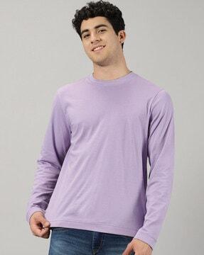 crew-neck t-shirt with full sleeves