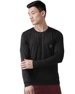 crew-neck t-shirt with full sleeves