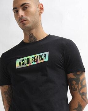 crew-neck t-shirt with iridescent print