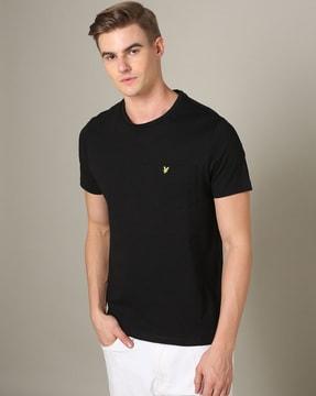 crew-neck t-shirt with patch pocket