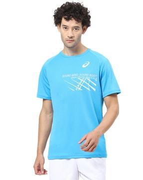 crew-neck t-shirt with short sleeves