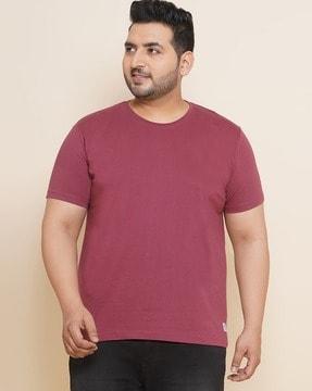 crew-neck t-shirt with short sleeves