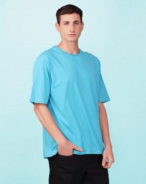 crew neck t-shirt with short sleeves