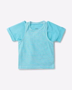 crew-neck t-shirt with striped tank top
