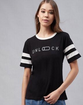 crew-neck t-shirt with typography