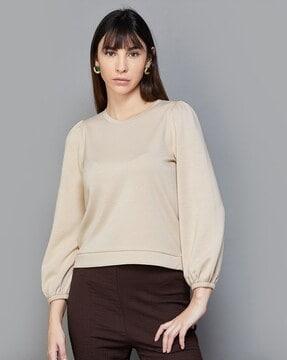 crew-neck top with full sleeves