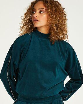 crew-neck top with taping