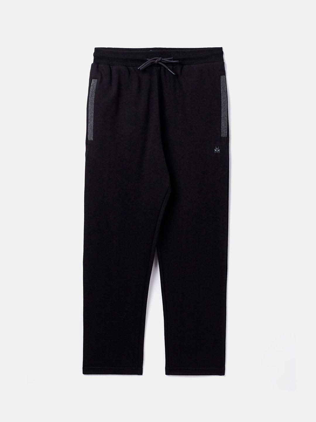 crimsoune club boys black solid cotton straight fit track pants