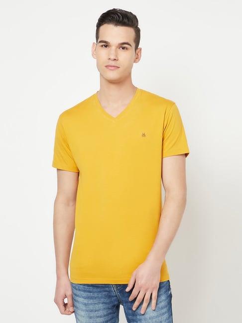 crimsoune club men mustard solid v-neck t-shirt