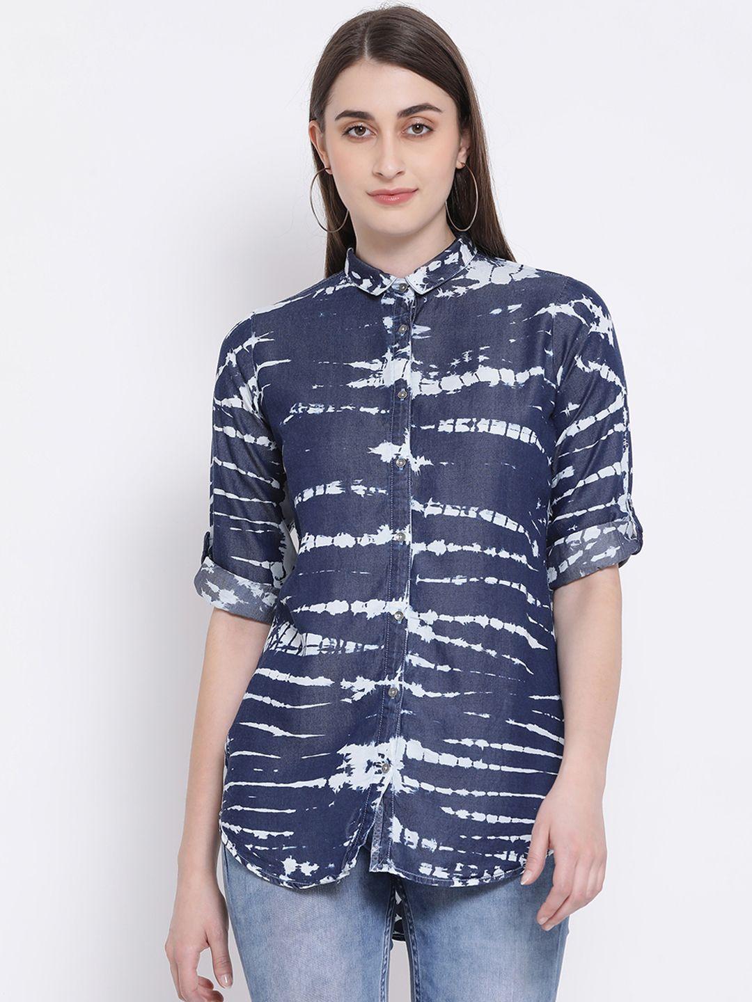 crimsoune club women blue & white slim fit printed casual shirt