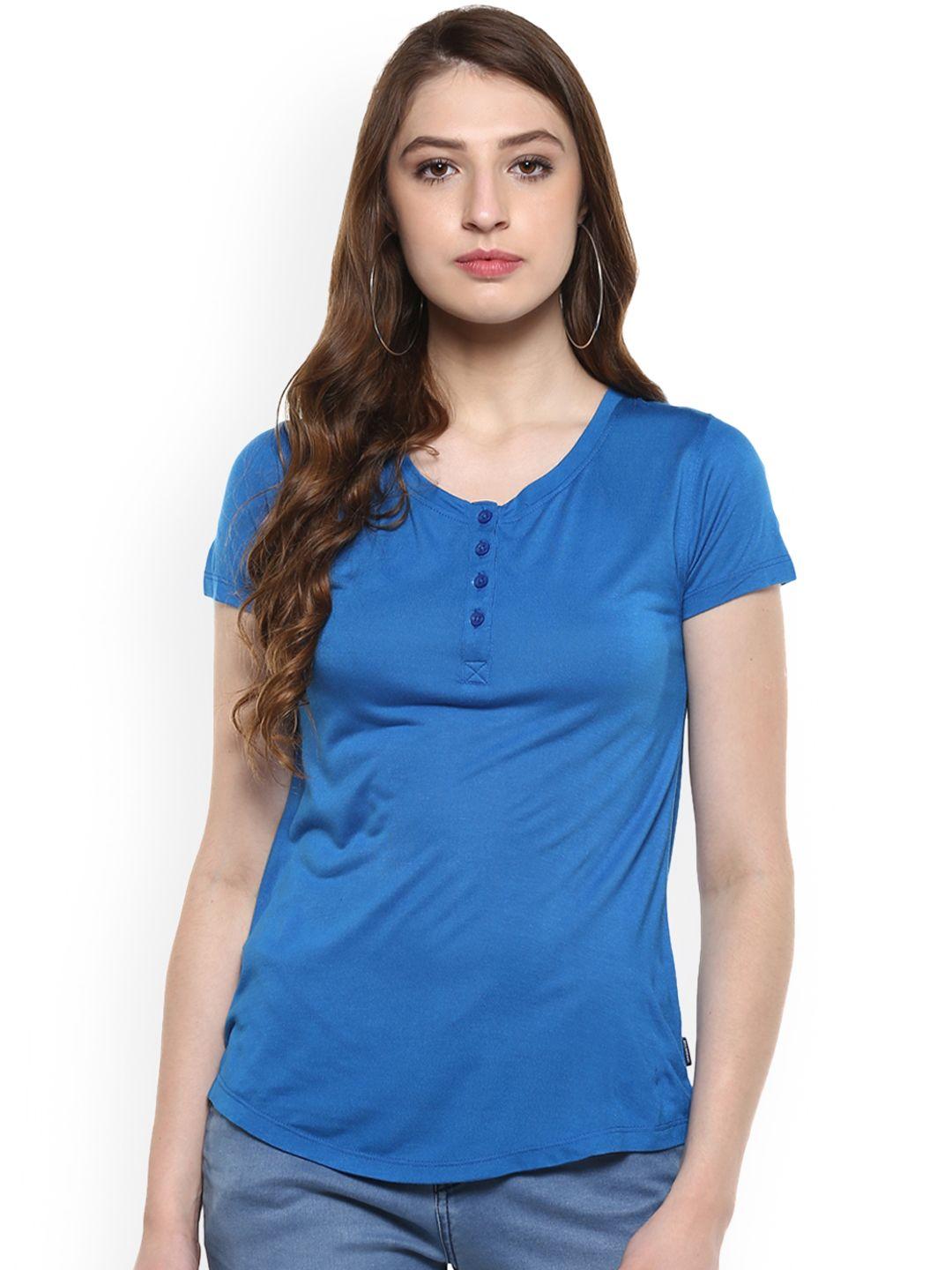 crimsoune club women blue solid henley neck t-shirt