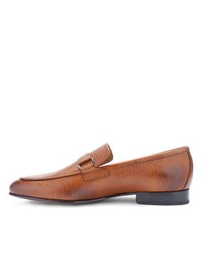 croc-embossed formal slip-on shoes