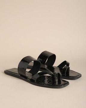 croc-embossed strappy toe-ring sandals