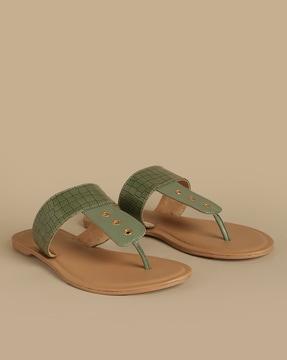 croco pattern t-strap flat sandals