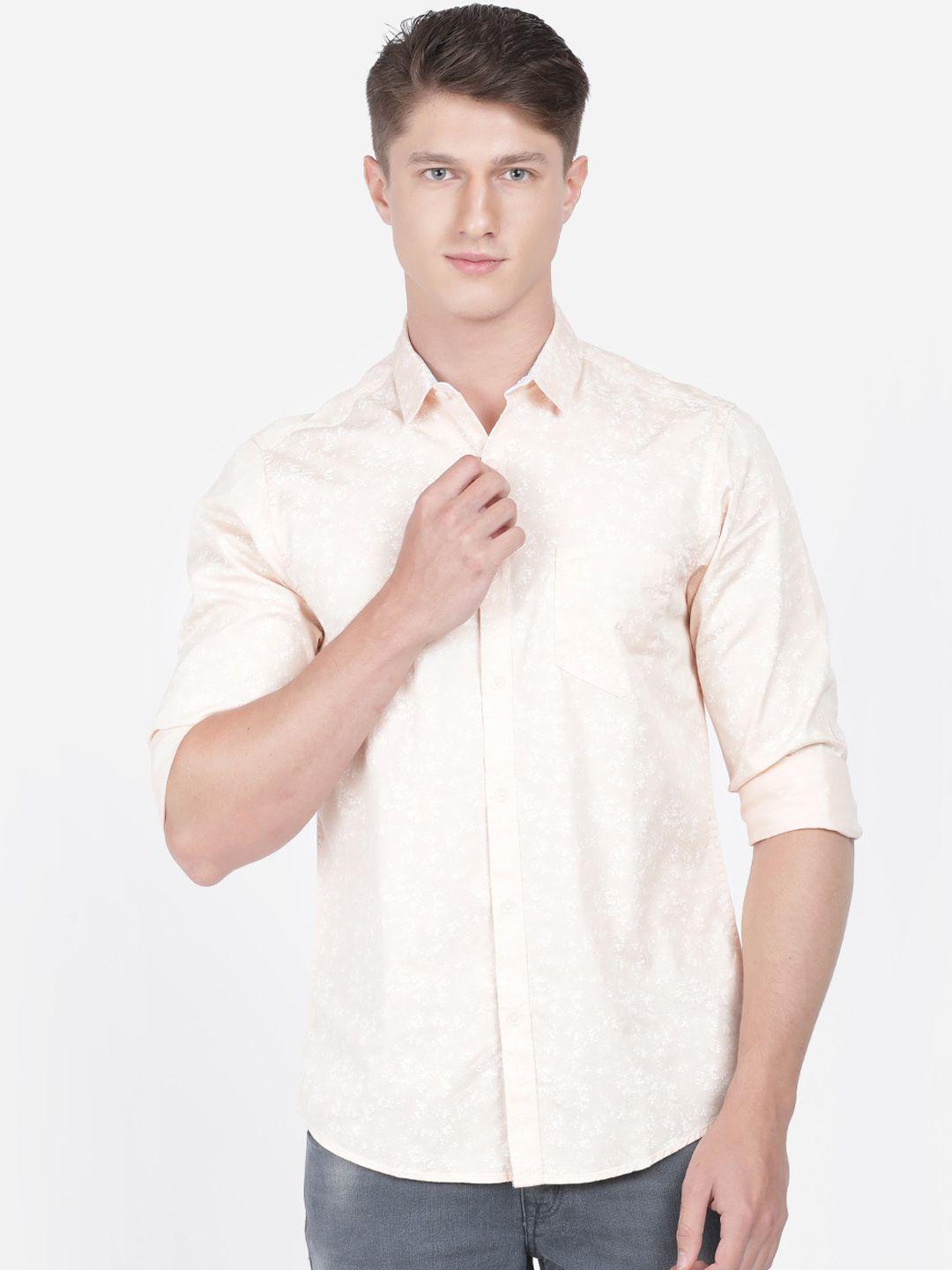 crocodile men peach-coloured slim fit solid casual shirt